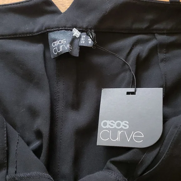 SOLD - Picture 4 of 11